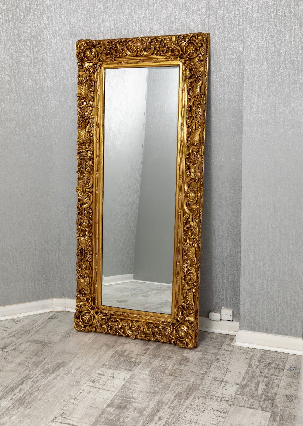 FRENCH ORNATE GOLD MIRROR - Finestroom